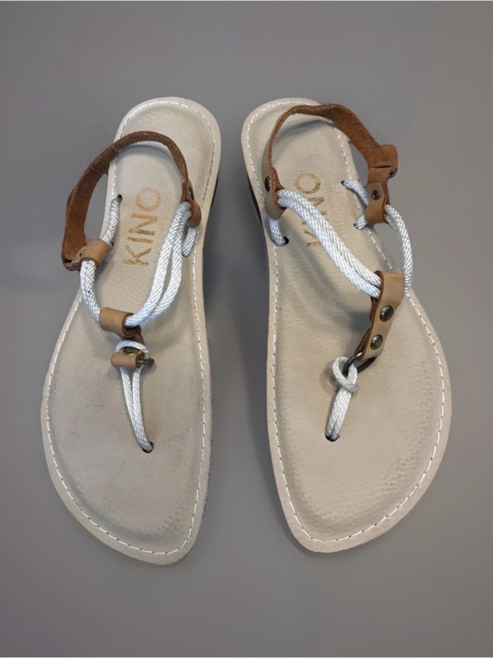 Kino Women's White Rope and Brown Leather Toe-Loop Sandals